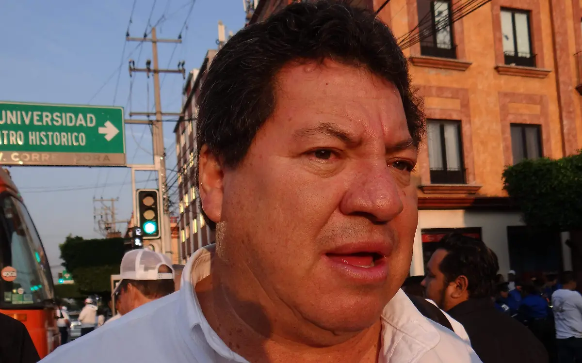 ALEJANDRO OLVERA